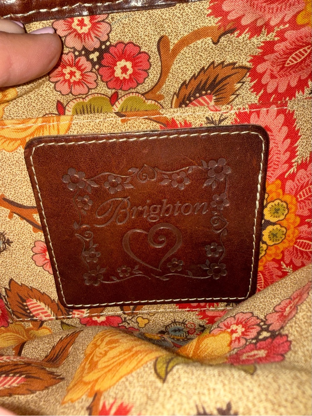 Brighton Woven Straw Shoulder Bag in Brown and Tan with Heart Accent - Picture 4 of 7